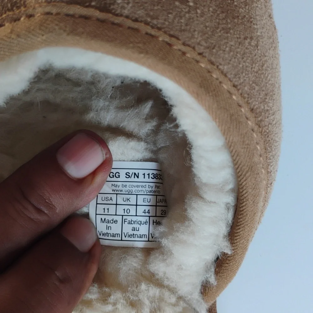 UGG Sleeper Size 11 Men - Picture 6 of 6